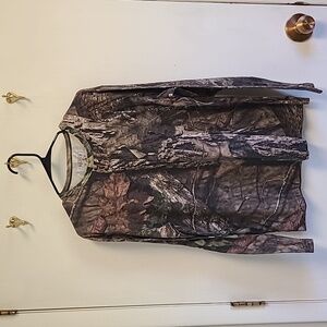 XL Camo Red Head Long sleeve shirt